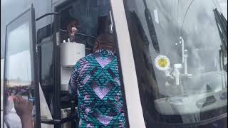 Bawumia shuns official vehicles , joins campaign team in  bus