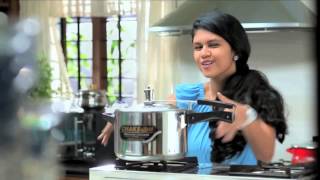 Anna  Chakson pressure cooker advertisement