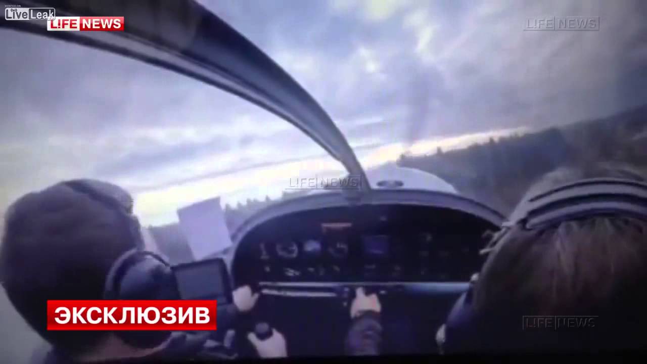 Cockpit View Of Fatal Plane Crash In Russia - YouTube