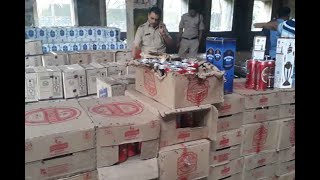 Turbe MIDC police arrests vehicle containing liquor