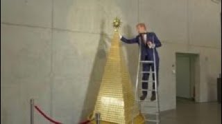 This Golden Christmas Tree Is Worth $2.6 Million