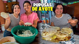 La Viejita Me Enseña Hacer Unas Deliciosas Pupusas De Ayote Al Estilo De Campo