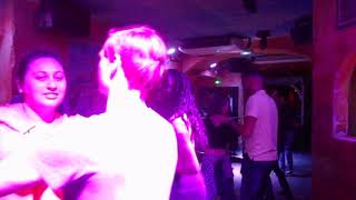 BACHATA S2E61 Beginner Class b - Lille (FRANCE)