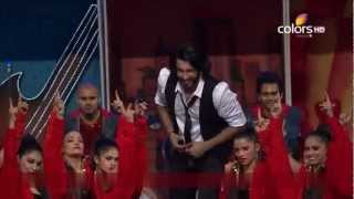 Ranveer Singh - Tribute to all Superstar of 90's in Colors 19th Screen Awards 2013