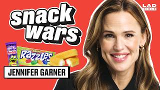 Jennifer Garner Tries British & American Food | Snack Wars