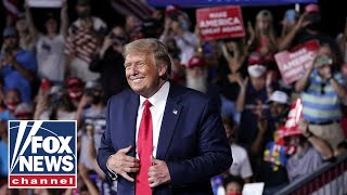 Trump holds campaign event in Michigan