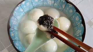 You don’t need to buy glutinous rice balls if you want to eat it