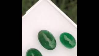 Emerald Cabs 11.75 carats 35$ per carat For Sale