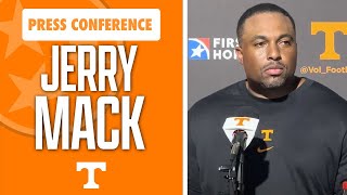 Tennessee football RB coach Jerry Mack details growth in Volunteers fall camp I Tennessee Vols