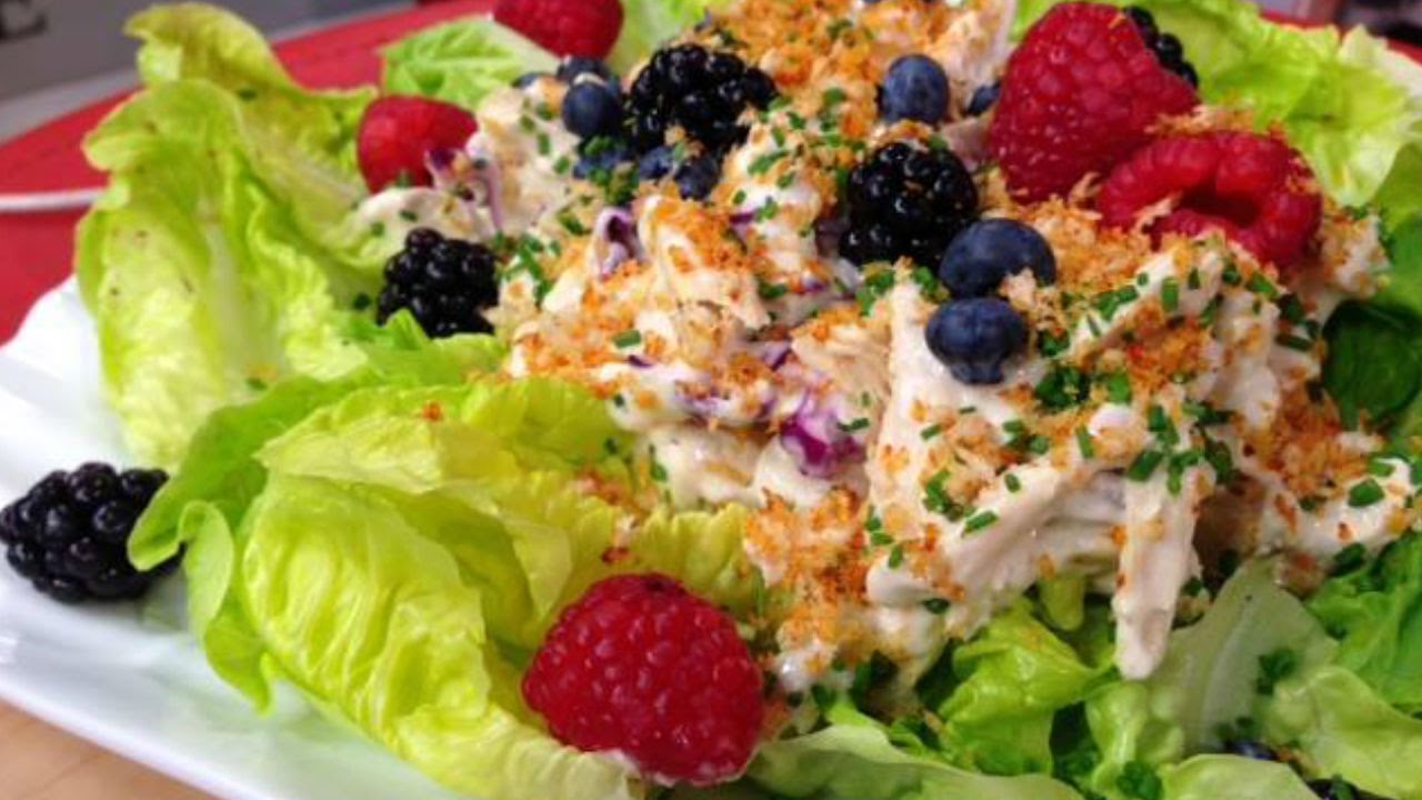 Ensalada De Pollo Con Frutos Rojos Y Aderezo - YouTube