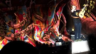 LIVE | Ed Sheeran - Shape Of You | Amsterdam