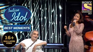 Neha Kakkar हुई Santosh Ji की Story से Emotional, दिया एक Special Gift | Indian Idol Season 12