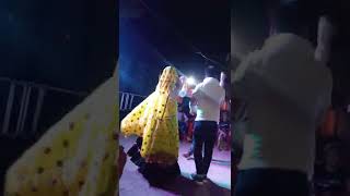 Aadhi nadoti me diya Jude adhi me bijli meena geet dance