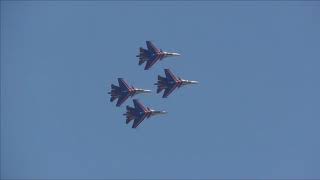 Russian power (Russian Knights \u0026 Yak-130M) on day two LIMA 2019 Langkawi.