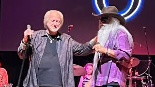 Oak Ridge Boys | American Made Farewell Tour | Heartfelt Performance of “Sail Away” by Duane Allen