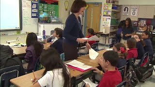 Broward and Miami-Dade schools have target for bringing students back to classrooms