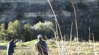 SHOTGUN SHOOTING CLAY TARGETS WITH   A SIMPLE MACHINE. ΠΗΛΙΝΟΙ ΣΤΟΧΟΙ.23-10-2013