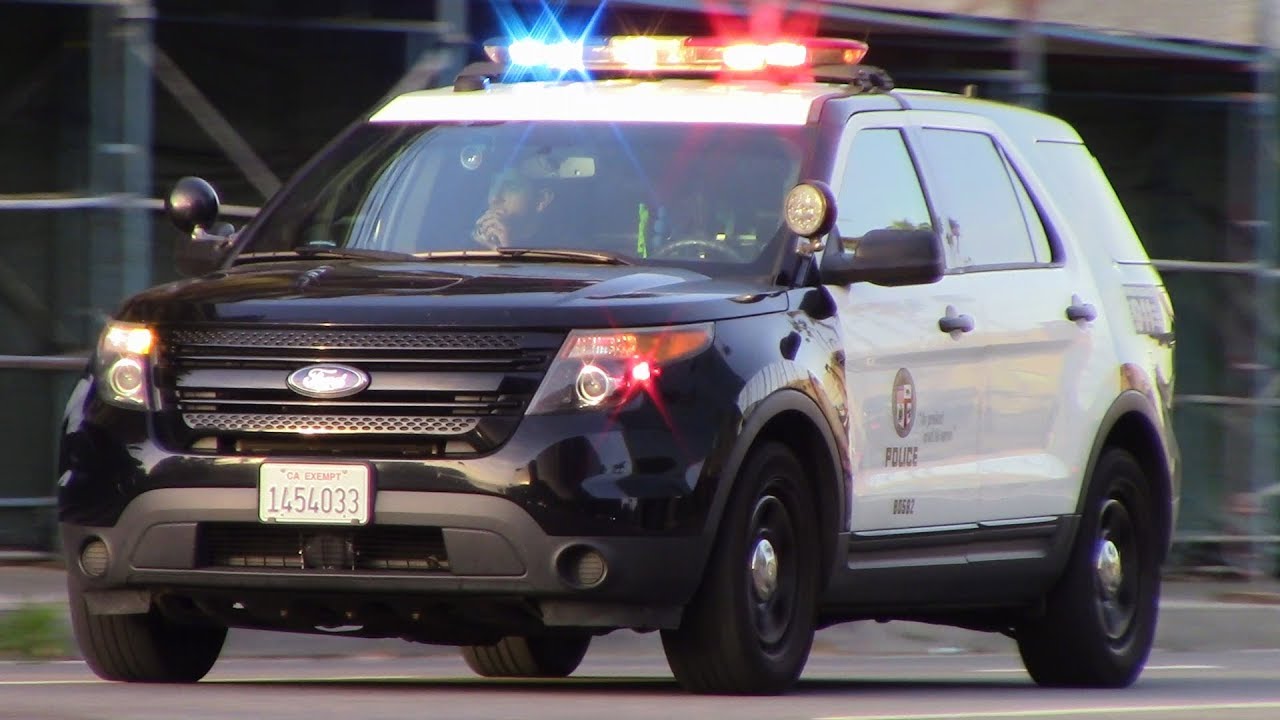 Lapd West La Unit Responding Code 3 Youtube