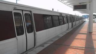 DC Metro (WMATA): 8 Cars train to Silver Spring at NoMa - Gallaudet