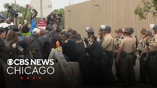 Demonstrators, police crash at Broadview ICE facility