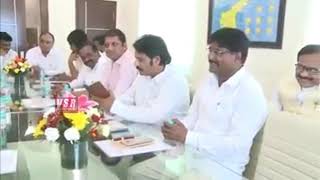 వైసీపీ ఎం.పిల‌తో ఢిల్లీలో వై.ఎస్ జ‌గ‌న్ |Ys Jagan With Mp's In Delhi