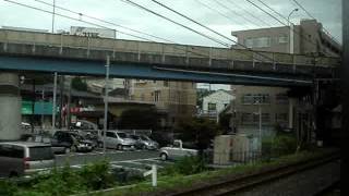 湘南新宿ラインの風景2006　　東戸塚駅→戸塚駅　寝台特急「富士・はやぶさ」とのすれ違い　横須賀線直通　1140Y車内より　2006 7 13