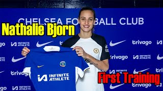 Nathalie Bjorn first training with Chelsea women #nathaliebjorn #training #chelseawomen #newsigning