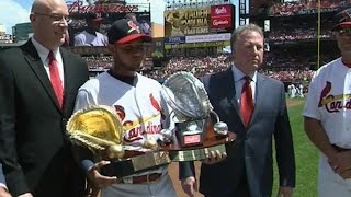 CIN@STL: Molina is presented the Gold Glove Award