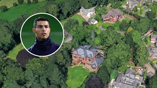 Cristiano Ronaldo blanks Gary Neville! 😆 | 'Think I'm off the Christmas😆