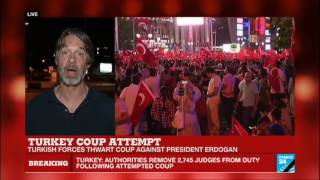 Turkey coup: Erdogan opponent Fethullah Gülen says military coup has been staged