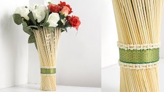 5 Minutes Craft with Barbecue Sticks: DIY Decorative Flower Vase