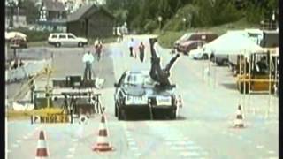 DEKRA / Wildhaus crash-tests 1998: An in-line skater is captured by a head-on passenger car