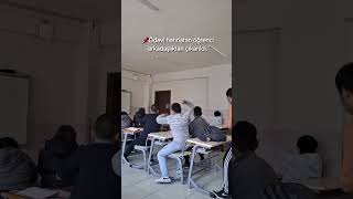 Ödevi Hatırlatan Öğrenci Arkadaşlıktan Çıkarıldı