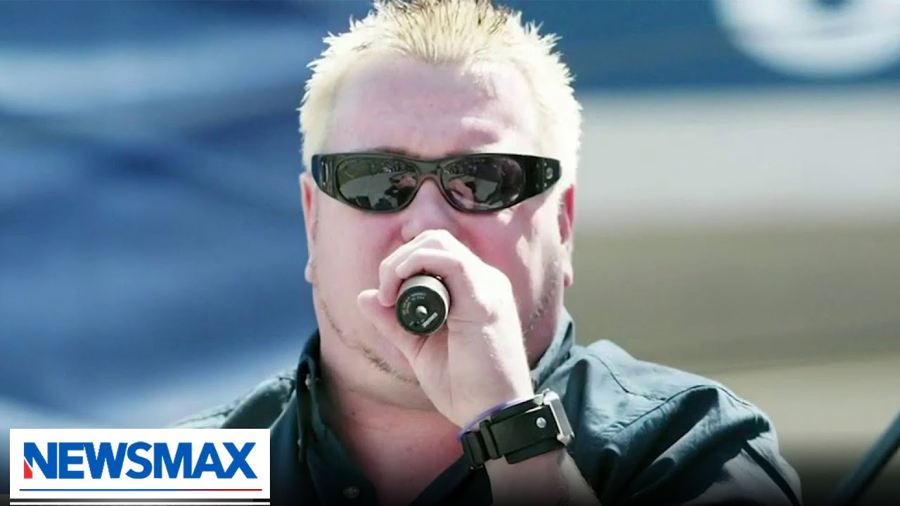 BREAKING: 'Smash Mouth' Singer Steve Harwell Dead At 56 - YouTube