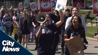 Montreal CEGEP students protest Quebec's language reform Bill 96