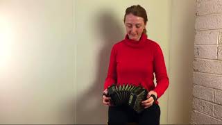 Caitlín Nic Gabhann On The Jeffries Concertina