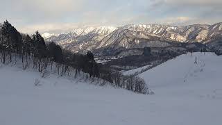 2021/1/30 白馬岩岳スノーフィールド 沢コースの上級（非圧雪）から初級のルートにつなげて滑ってみました。