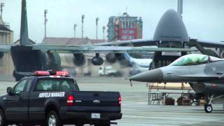 Ｃ－１３０離陸　横田基地友好祭2011（東京都福生市）