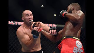 Prime Jon Jones putting an absolute beating on Prime Glover Teixeira