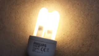 EOL CFL #2 PHILIPS GENIE 8W Energy Saver 230-240v MADE IN P.R.C