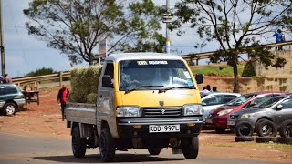 Suzuki Super Carry. The best lightweight truck for business owners.