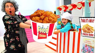 Ruby and Bonnie Fried Chicken Drive Thru with Food Toys