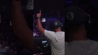 Dj Mizzy hyping crowd with Ozzy House Born at Sky Garden Bali 2