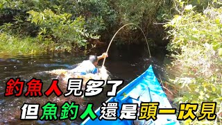 釣魚人見多了，但魚釣人還是頭一次見，野生魚貨都這么生猛的嗎《活在當下》