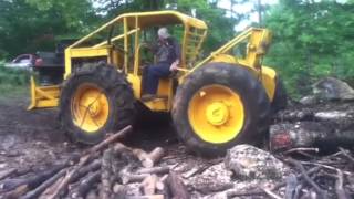 Timber jack skidder