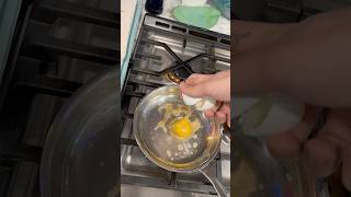 perfect egg crack - attempt #4