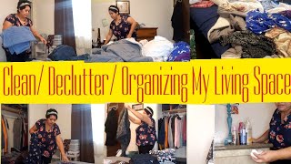 Decluttering and Organizing // Clean With Me // Small Town Six Open Collab