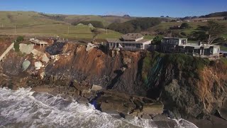 Zniszczenia domów po sztormie     Aerial Video  Gleason Beach