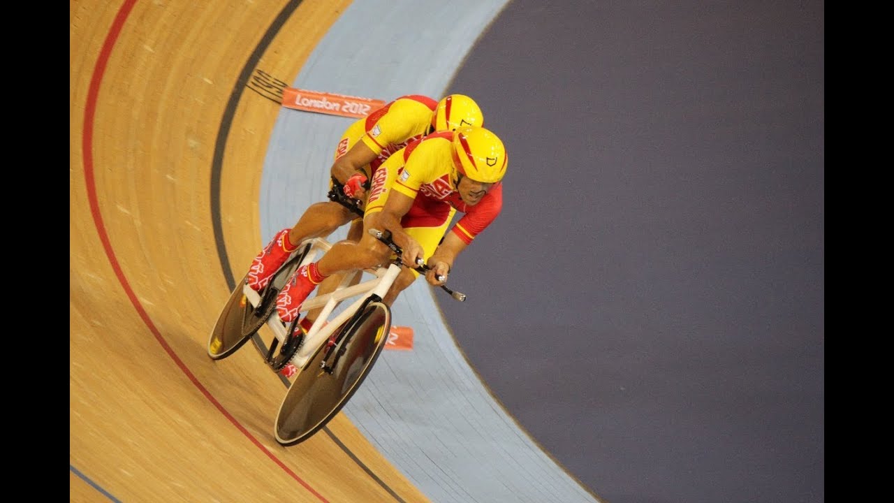 Cycling Track - Men's Individual B-Sprint Quarterfinals Race 3 - London ...