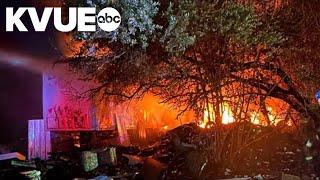 Firefighters battle fire at vacant building in South Austin Saturday